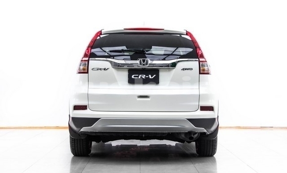 Buy Used Honda CR-V White Car in Bangkok in Bangkok Buy Used Honda CR-V White Car in Bangkok in Bangkok