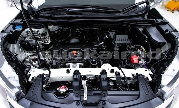 Buy Used Honda CR-V White Car in Bangkok in Bangkok Buy Used Honda CR-V White Car in Bangkok in Bangkok