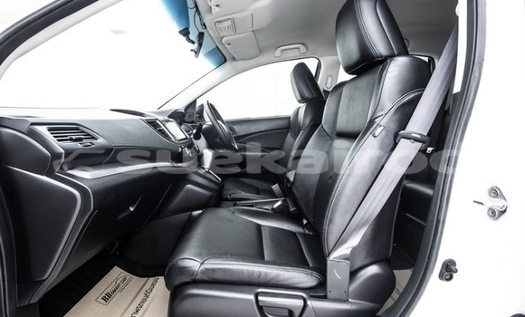 Buy Used Honda CR-V White Car in Bangkok in Bangkok Buy Used Honda CR-V White Car in Bangkok in Bangkok