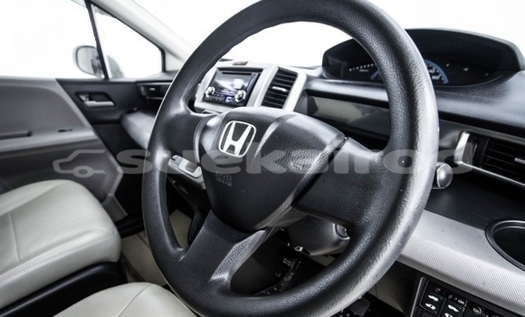 Buy Used Honda Freed White Car in Bangkok in Bangkok Buy Used Honda Freed White Car in Bangkok in Bangkok