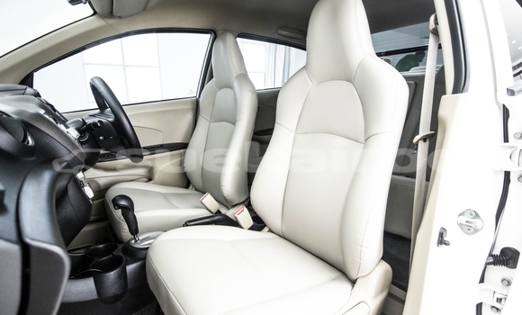 ซื้อ รถมือสอง Honda Brio ขาว รถยนต์ ใน %{เมือง} ใน กรุงเทพมหานคร ซื้อ รถมือสอง Honda Brio ขาว รถยนต์ ใน %{เมือง} ใน กรุงเทพมหานคร