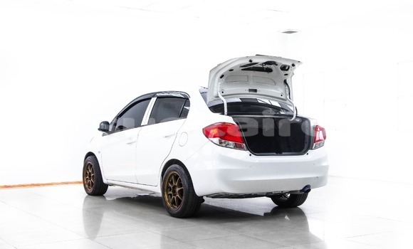 ซื้อ รถมือสอง Honda Brio ขาว รถยนต์ ใน %{เมือง} ใน กรุงเทพมหานคร ซื้อ รถมือสอง Honda Brio ขาว รถยนต์ ใน %{เมือง} ใน กรุงเทพมหานคร