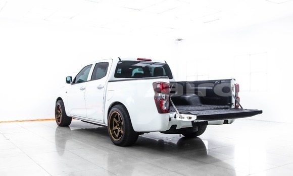 Buy Used Isuzu D-Max White Car in Bangkok in Bangkok Buy Used Isuzu D-Max White Car in Bangkok in Bangkok