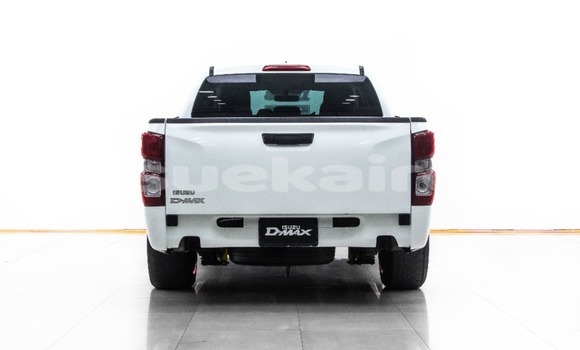 Buy Used Isuzu D-Max White Car in Bangkok in Bangkok Buy Used Isuzu D-Max White Car in Bangkok in Bangkok