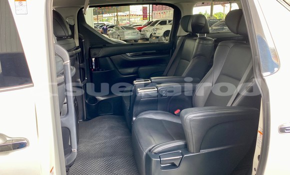 ซื้อ รถมือสอง Toyota Vellfire ขาว รถยนต์ ใน %{เมือง} ใน กรุงเทพมหานคร ซื้อ รถมือสอง Toyota Vellfire ขาว รถยนต์ ใน %{เมือง} ใน กรุงเทพมหานคร