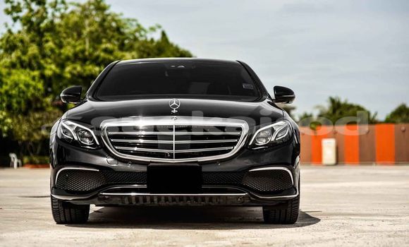 Buy Used Mercedes-Benz E-Classe Black Car in Bangkok in Bangkok Buy Used Mercedes-Benz E-Classe Black Car in Bangkok in Bangkok