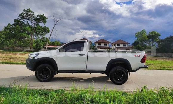 ซื้อ รถมือสอง Toyota Hilux ขาว รถยนต์ ใน %{เมือง} ใน อ่างทอง ซื้อ รถมือสอง Toyota Hilux ขาว รถยนต์ ใน %{เมือง} ใน อ่างทอง