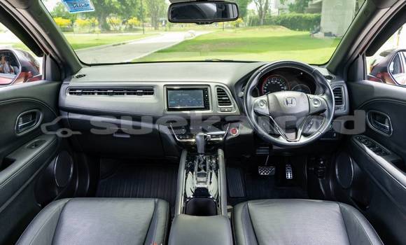 ซื้อ รถมือสอง Honda HR-V สีแดง รถยนต์ ใน %{เมือง} ใน กรุงเทพมหานคร ซื้อ รถมือสอง Honda HR-V สีแดง รถยนต์ ใน %{เมือง} ใน กรุงเทพมหานคร