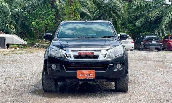 ซื้อ รถมือสอง Isuzu D-Max สีดำ รถยนต์ ใน %{เมือง} ใน สุราษฎร์ธานี ซื้อ รถมือสอง Isuzu D-Max สีดำ รถยนต์ ใน %{เมือง} ใน สุราษฎร์ธานี