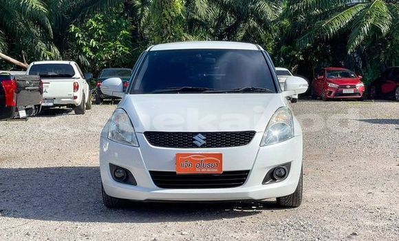 ซื้อ รถมือสอง Suzuki Swift ขาว รถยนต์ ใน %{เมือง} ใน กรุงเทพมหานคร ซื้อ รถมือสอง Suzuki Swift ขาว รถยนต์ ใน %{เมือง} ใน กรุงเทพมหานคร