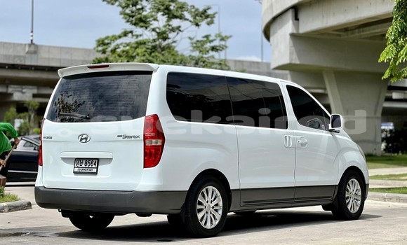 Buy Used Hyundai Grand Starex White Car in Bangkok in Bangkok Buy Used Hyundai Grand Starex White Car in Bangkok in Bangkok