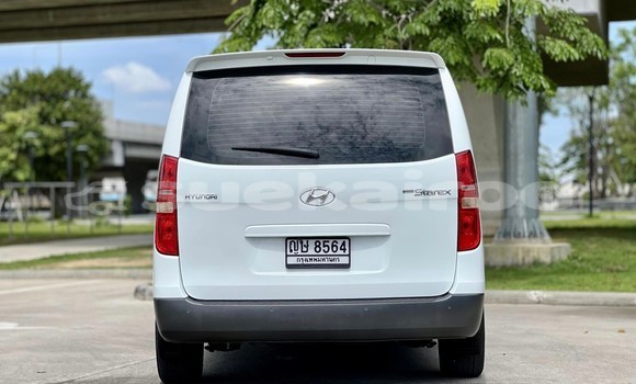 Buy Used Hyundai Grand Starex White Car in Bangkok in Bangkok Buy Used Hyundai Grand Starex White Car in Bangkok in Bangkok