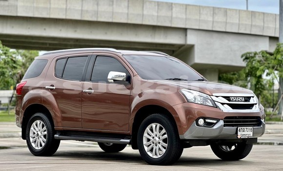 ซื้อ รถมือสอง Isuzu MU-X สีน้ำตาล รถยนต์ ใน %{เมือง} ใน กรุงเทพมหานคร ซื้อ รถมือสอง Isuzu MU-X สีน้ำตาล รถยนต์ ใน %{เมือง} ใน กรุงเทพมหานคร