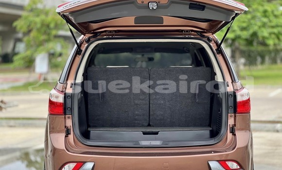 ซื้อ รถมือสอง Isuzu MU-X สีน้ำตาล รถยนต์ ใน %{เมือง} ใน กรุงเทพมหานคร ซื้อ รถมือสอง Isuzu MU-X สีน้ำตาล รถยนต์ ใน %{เมือง} ใน กรุงเทพมหานคร