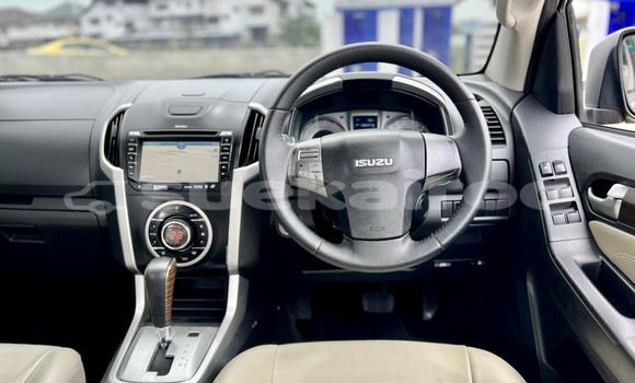 ซื้อ รถมือสอง Isuzu MU-X สีน้ำตาล รถยนต์ ใน %{เมือง} ใน กรุงเทพมหานคร ซื้อ รถมือสอง Isuzu MU-X สีน้ำตาล รถยนต์ ใน %{เมือง} ใน กรุงเทพมหานคร