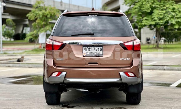 ซื้อ รถมือสอง Isuzu MU-X สีน้ำตาล รถยนต์ ใน %{เมือง} ใน กรุงเทพมหานคร ซื้อ รถมือสอง Isuzu MU-X สีน้ำตาล รถยนต์ ใน %{เมือง} ใน กรุงเทพมหานคร