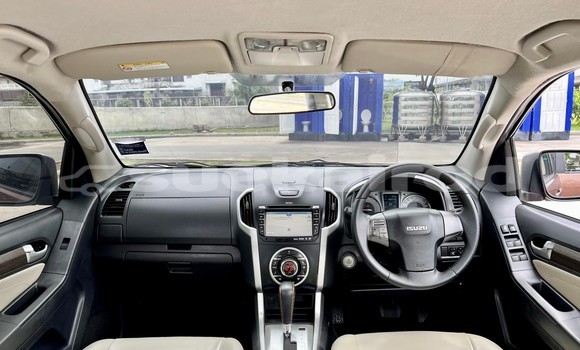 ซื้อ รถมือสอง Isuzu MU-X สีน้ำตาล รถยนต์ ใน %{เมือง} ใน กรุงเทพมหานคร ซื้อ รถมือสอง Isuzu MU-X สีน้ำตาล รถยนต์ ใน %{เมือง} ใน กรุงเทพมหานคร