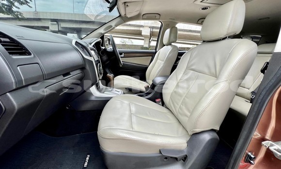 ซื้อ รถมือสอง Isuzu MU-X สีน้ำตาล รถยนต์ ใน %{เมือง} ใน กรุงเทพมหานคร ซื้อ รถมือสอง Isuzu MU-X สีน้ำตาล รถยนต์ ใน %{เมือง} ใน กรุงเทพมหานคร