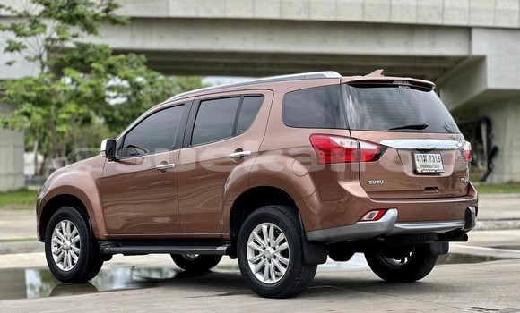 ซื้อ รถมือสอง Isuzu MU-X สีน้ำตาล รถยนต์ ใน %{เมือง} ใน กรุงเทพมหานคร ซื้อ รถมือสอง Isuzu MU-X สีน้ำตาล รถยนต์ ใน %{เมือง} ใน กรุงเทพมหานคร