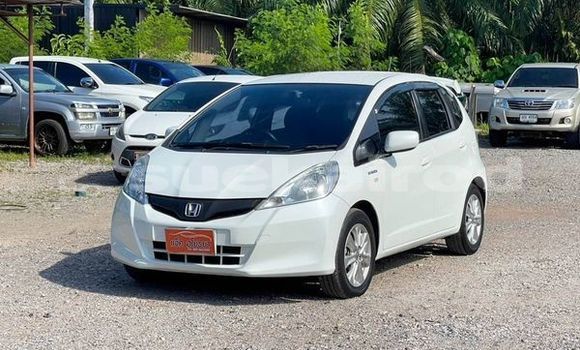 ซื้อ รถมือสอง Honda Jazz ขาว รถยนต์ ใน %{เมือง} ใน สุราษฎร์ธานี ซื้อ รถมือสอง Honda Jazz ขาว รถยนต์ ใน %{เมือง} ใน สุราษฎร์ธานี