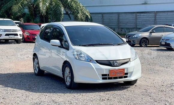 ซื้อ รถมือสอง Honda Jazz ขาว รถยนต์ ใน %{เมือง} ใน สุราษฎร์ธานี ซื้อ รถมือสอง Honda Jazz ขาว รถยนต์ ใน %{เมือง} ใน สุราษฎร์ธานี