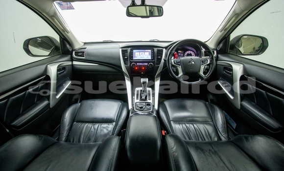 ซื้อ รถมือสอง Mitsubishi Pajero Sport ขาว รถยนต์ ใน %{เมือง} ใน กรุงเทพมหานคร ซื้อ รถมือสอง Mitsubishi Pajero Sport ขาว รถยนต์ ใน %{เมือง} ใน กรุงเทพมหานคร