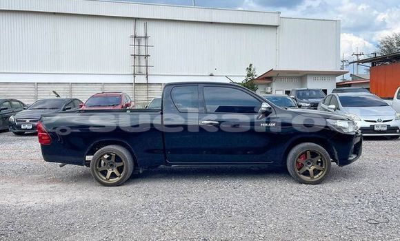 ซื้อ รถมือสอง Toyota Hiluxe Revo สีดำ รถยนต์ ใน %{เมือง} ใน สุราษฎร์ธานี ซื้อ รถมือสอง Toyota Hiluxe Revo สีดำ รถยนต์ ใน %{เมือง} ใน สุราษฎร์ธานี