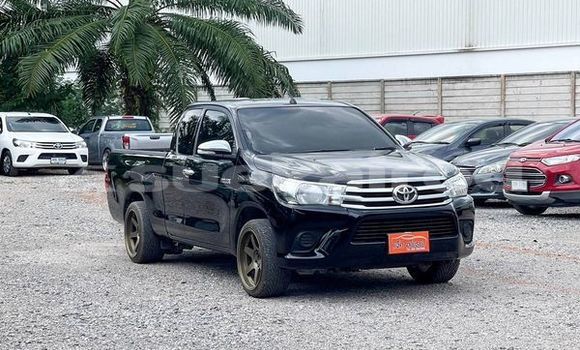 ซื้อ รถมือสอง Toyota Hiluxe Revo สีดำ รถยนต์ ใน %{เมือง} ใน สุราษฎร์ธานี ซื้อ รถมือสอง Toyota Hiluxe Revo สีดำ รถยนต์ ใน %{เมือง} ใน สุราษฎร์ธานี