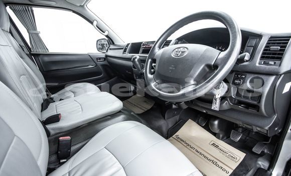 ซื้อ รถมือสอง Toyota Commuter อื่น ๆ รถยนต์ ใน %{เมือง} ใน กรุงเทพมหานคร ซื้อ รถมือสอง Toyota Commuter อื่น ๆ รถยนต์ ใน %{เมือง} ใน กรุงเทพมหานคร