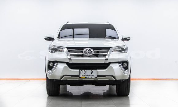 Buy Used Toyota Fortuner White Car in Bangkok in Bangkok Buy Used Toyota Fortuner White Car in Bangkok in Bangkok