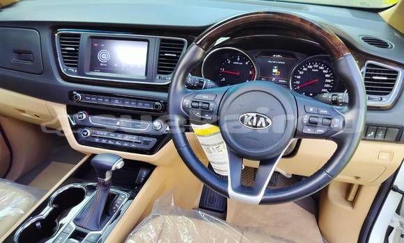 Buy Used Kia Carnival White Car in Bangkok in Bangkok Buy Used Kia Carnival White Car in Bangkok in Bangkok