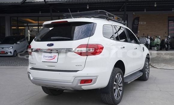 Buy Used Ford Everest White Car in Bangkok in Bangkok Buy Used Ford Everest White Car in Bangkok in Bangkok