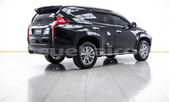 ซื้อ รถมือสอง Mitsubishi Pajero สีดำ รถยนต์ ใน %{เมือง} ใน กรุงเทพมหานคร ซื้อ รถมือสอง Mitsubishi Pajero สีดำ รถยนต์ ใน %{เมือง} ใน กรุงเทพมหานคร