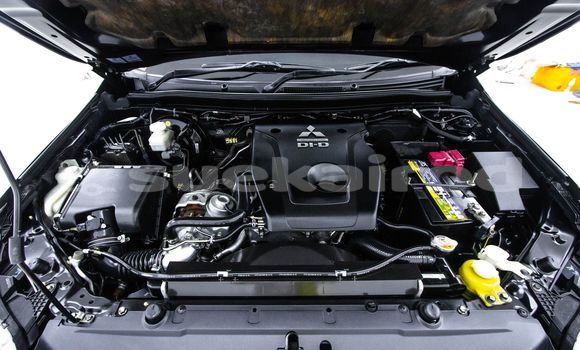 ซื้อ รถมือสอง Mitsubishi Pajero สีดำ รถยนต์ ใน %{เมือง} ใน กรุงเทพมหานคร ซื้อ รถมือสอง Mitsubishi Pajero สีดำ รถยนต์ ใน %{เมือง} ใน กรุงเทพมหานคร