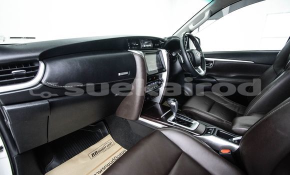 ซื้อ รถมือสอง Toyota Fortuner ขาว รถยนต์ ใน %{เมือง} ใน กรุงเทพมหานคร ซื้อ รถมือสอง Toyota Fortuner ขาว รถยนต์ ใน %{เมือง} ใน กรุงเทพมหานคร