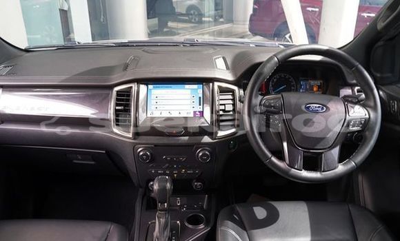 ซื้อ รถมือสอง Ford Everest เงิน รถยนต์ ใน %{เมือง} ใน กรุงเทพมหานคร ซื้อ รถมือสอง Ford Everest เงิน รถยนต์ ใน %{เมือง} ใน กรุงเทพมหานคร