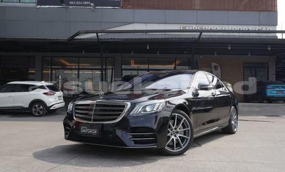 Buy Used Mercedes-Benz S-klasse Black Car in Bangkok in Bangkok