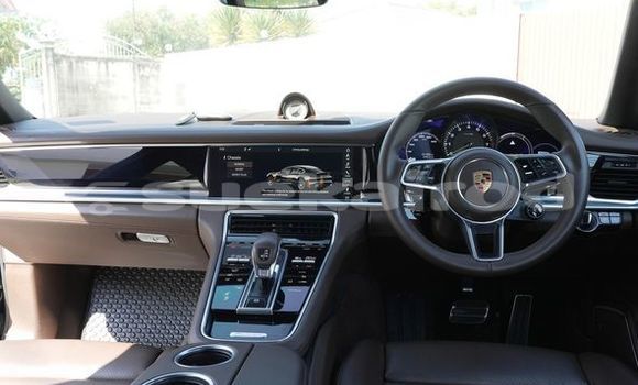 ซื้อ รถมือสอง Porsche Panamera สีดำ รถยนต์ ใน %{เมือง} ใน กรุงเทพมหานคร ซื้อ รถมือสอง Porsche Panamera สีดำ รถยนต์ ใน %{เมือง} ใน กรุงเทพมหานคร