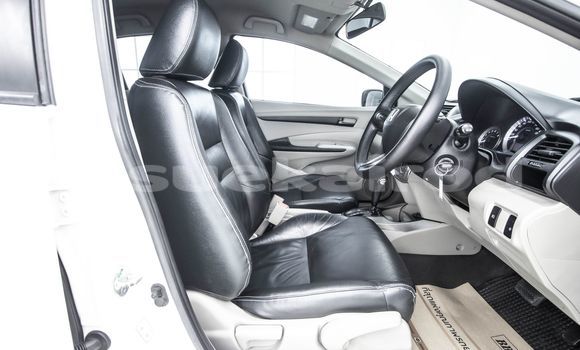 Buy Used Honda City White Car in Bangkok in Bangkok Buy Used Honda City White Car in Bangkok in Bangkok