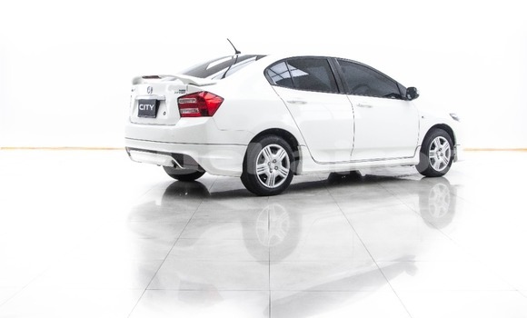 Buy Used Honda City White Car in Bangkok in Bangkok Buy Used Honda City White Car in Bangkok in Bangkok