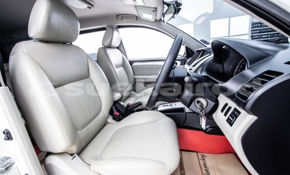 ซื้อ รถมือสอง Mitsubishi Pajero ขาว รถยนต์ ใน %{เมือง} ใน กรุงเทพมหานคร ซื้อ รถมือสอง Mitsubishi Pajero ขาว รถยนต์ ใน %{เมือง} ใน กรุงเทพมหานคร