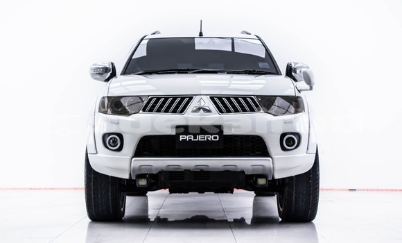 ซื้อ รถมือสอง Mitsubishi Pajero ขาว รถยนต์ ใน %{เมือง} ใน กรุงเทพมหานคร ซื้อ รถมือสอง Mitsubishi Pajero ขาว รถยนต์ ใน %{เมือง} ใน กรุงเทพมหานคร