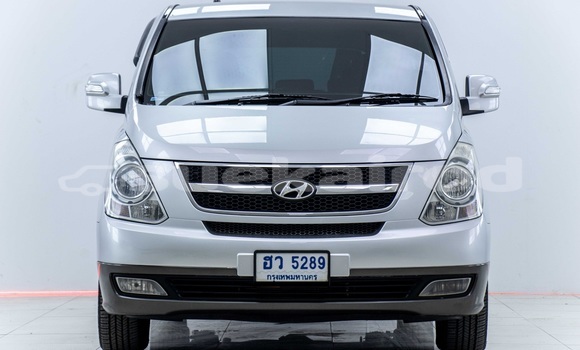 ซื้อ รถมือสอง Hyundai H1 เงิน รถยนต์ ใน %{เมือง} ใน กรุงเทพมหานคร ซื้อ รถมือสอง Hyundai H1 เงิน รถยนต์ ใน %{เมือง} ใน กรุงเทพมหานคร