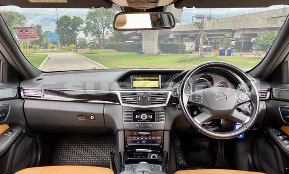 ซื้อ รถมือสอง Mercedes-Benz E-Classe สีดำ รถยนต์ ใน %{เมือง} ใน กรุงเทพมหานคร ซื้อ รถมือสอง Mercedes-Benz E-Classe สีดำ รถยนต์ ใน %{เมือง} ใน กรุงเทพมหานคร
