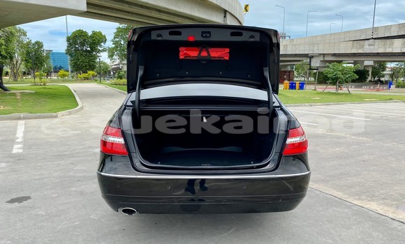 ซื้อ รถมือสอง Mercedes-Benz E-Classe สีดำ รถยนต์ ใน %{เมือง} ใน กรุงเทพมหานคร ซื้อ รถมือสอง Mercedes-Benz E-Classe สีดำ รถยนต์ ใน %{เมือง} ใน กรุงเทพมหานคร