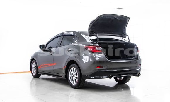 ซื้อ รถมือสอง Mazda 2 สีน้ำตาล รถยนต์ ใน %{เมือง} ใน กรุงเทพมหานคร ซื้อ รถมือสอง Mazda 2 สีน้ำตาล รถยนต์ ใน %{เมือง} ใน กรุงเทพมหานคร