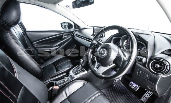ซื้อ รถมือสอง Mazda 2 สีน้ำตาล รถยนต์ ใน %{เมือง} ใน กรุงเทพมหานคร ซื้อ รถมือสอง Mazda 2 สีน้ำตาล รถยนต์ ใน %{เมือง} ใน กรุงเทพมหานคร