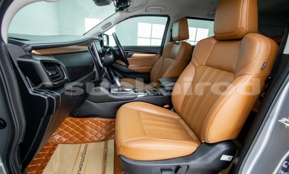 ซื้อ รถมือสอง Isuzu MU-X เงิน รถยนต์ ใน %{เมือง} ใน กรุงเทพมหานคร ซื้อ รถมือสอง Isuzu MU-X เงิน รถยนต์ ใน %{เมือง} ใน กรุงเทพมหานคร