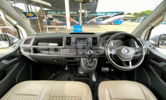 Buy Used Volkswagen Caravelle Other Car in Bangkok in Bangkok Buy Used Volkswagen Caravelle Other Car in Bangkok in Bangkok