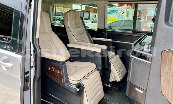 Buy Used Volkswagen Caravelle Other Car in Bangkok in Bangkok Buy Used Volkswagen Caravelle Other Car in Bangkok in Bangkok
